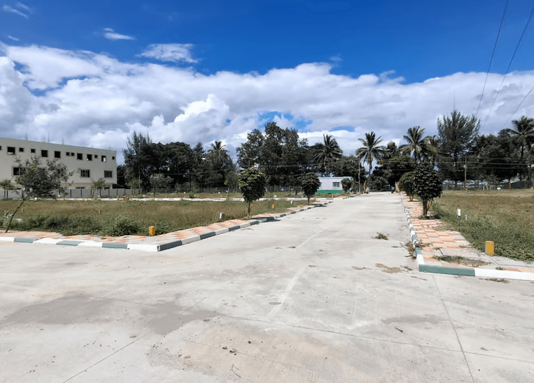 Sukurthi Layout Near Big Banyan Tree Bengaluru